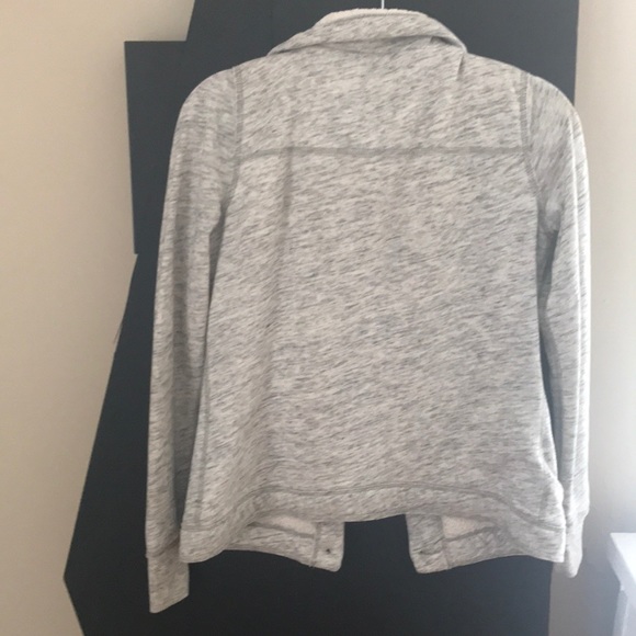 This is a Medium Hollister Fleas Jacket. - Picture 2 of 3